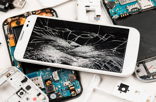 Latest company news about What is the difference between a touch screen and a touch panel?