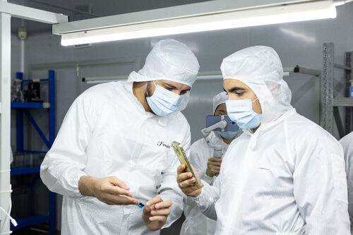 Latest company news about How Wholesale Buyers Evaluate Screen Repair Parts Suppliers